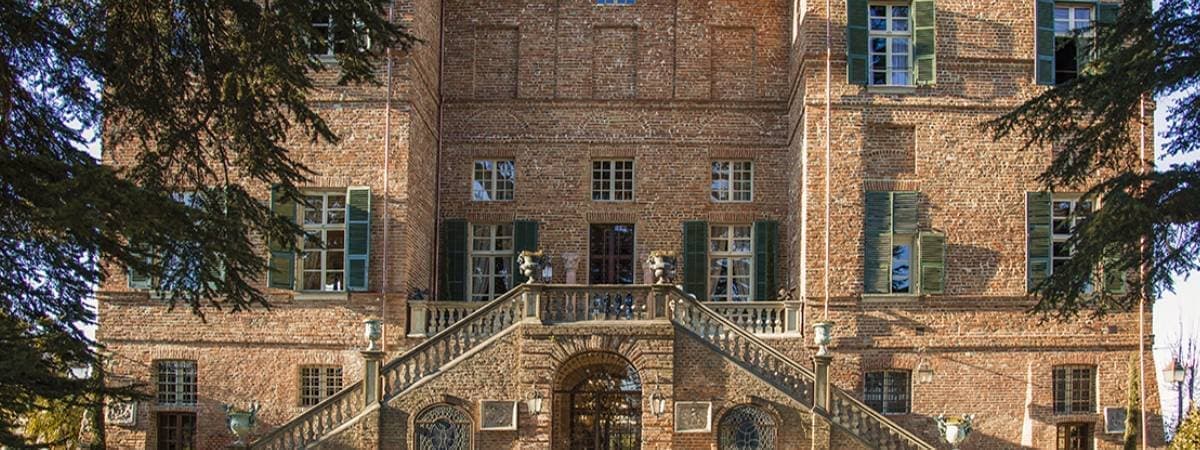 В регионе Пьемонт в Италии был реконструирован замок эпохи Ренессанса