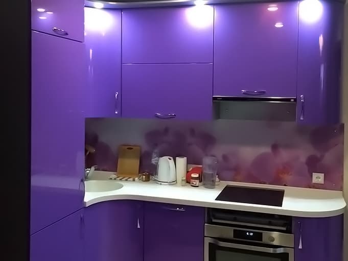 Фиолетовая кухня, фасад мдф эмаль, металлик