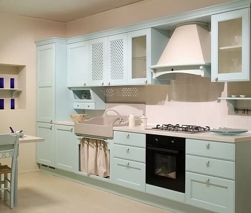 Кухня в стиле прованс, голубого цвета